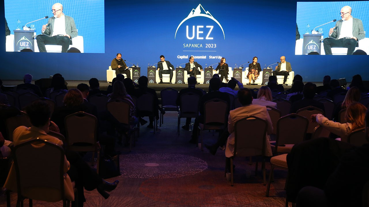 UEZ: Bankalar dünyaya da hizmet satıyor