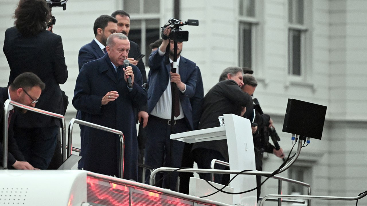 Son dakika...Erdoğan: Seçimin galibi 85 milyon vatandaşımızın tamamıdır