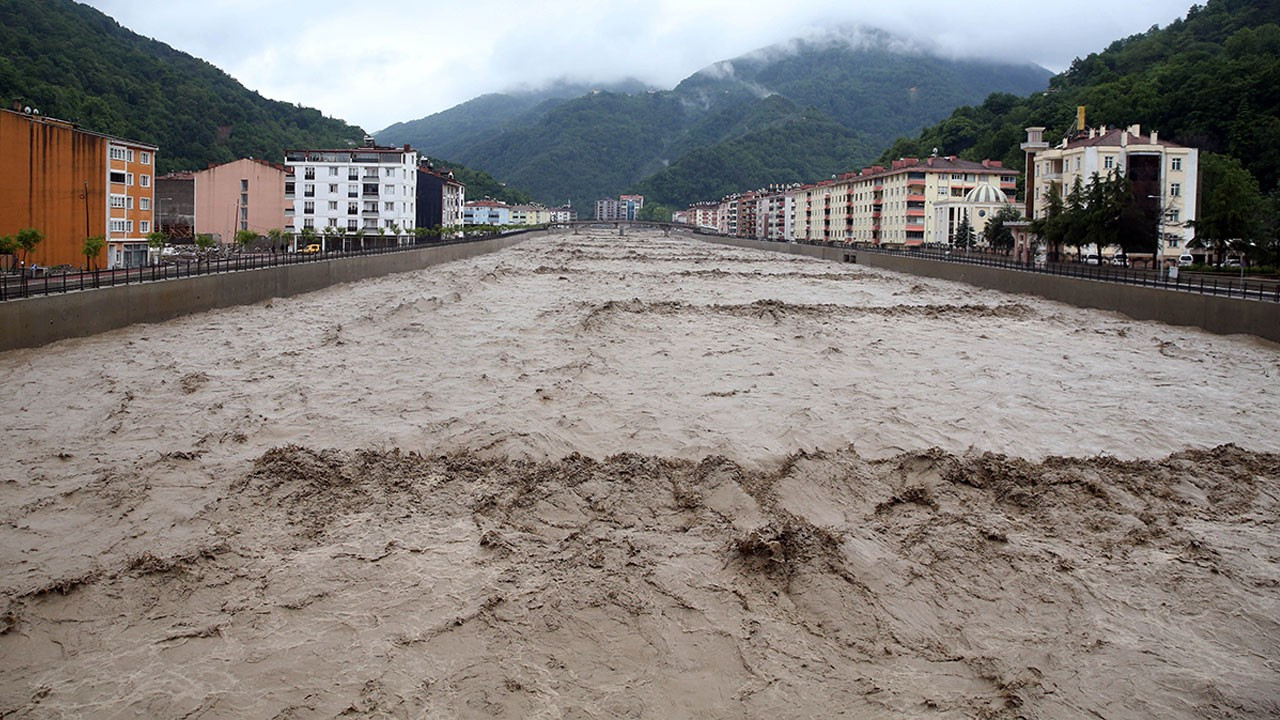 Karadeniz'de 4 ilde sel felaketi! İçişleri Bakanı'ndan açıklama