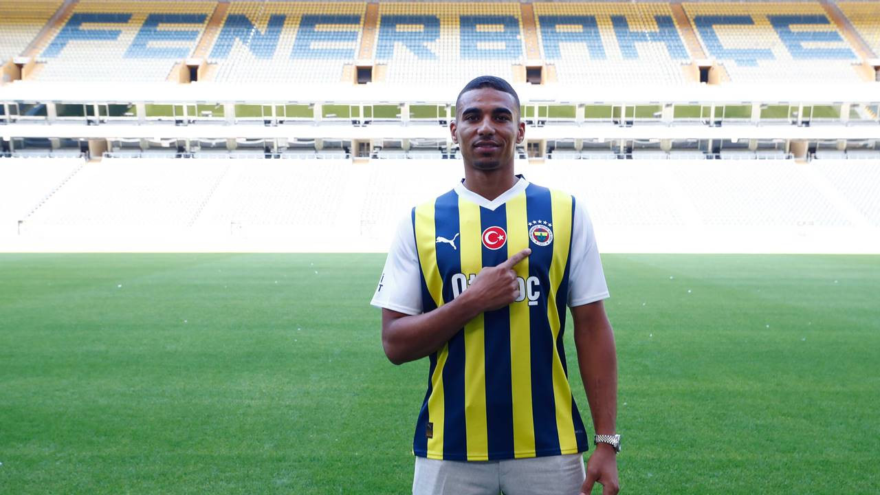 Fenerbahçe'nin yeni transferi Alexander Djiku kimdir? Kaç yaşında, hangi mevkide oynuyor?