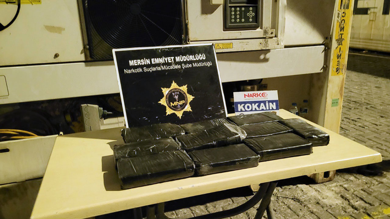 Mersin'deki limanda 11 kilogram kokain bulundu