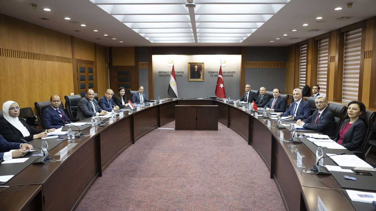 Türkiye - Mısır heyetleri görüştü: Hedef 15 milyar dolarlık ticaret