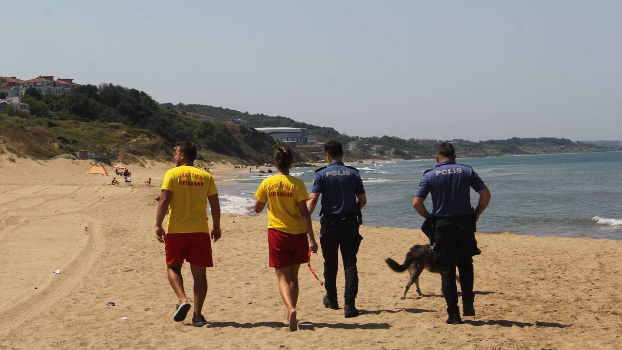 Sinop'ta denizde boğulmaktan kurtarılan dört kişilik aile hastanede öldü