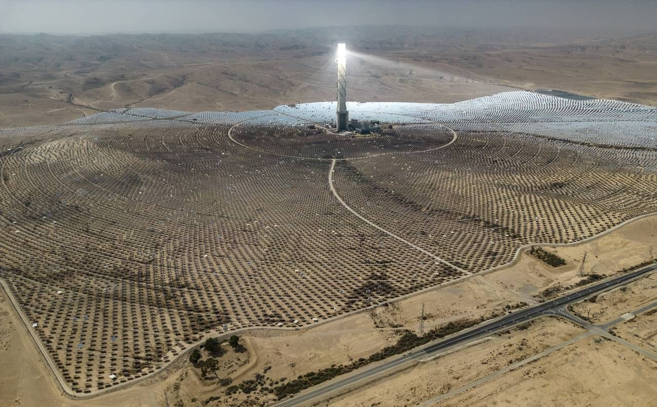 İsrail'de çöle 'Yüzüklerin Efendisi'ni çağrıştıran enerji santrali - Sayfa 3
