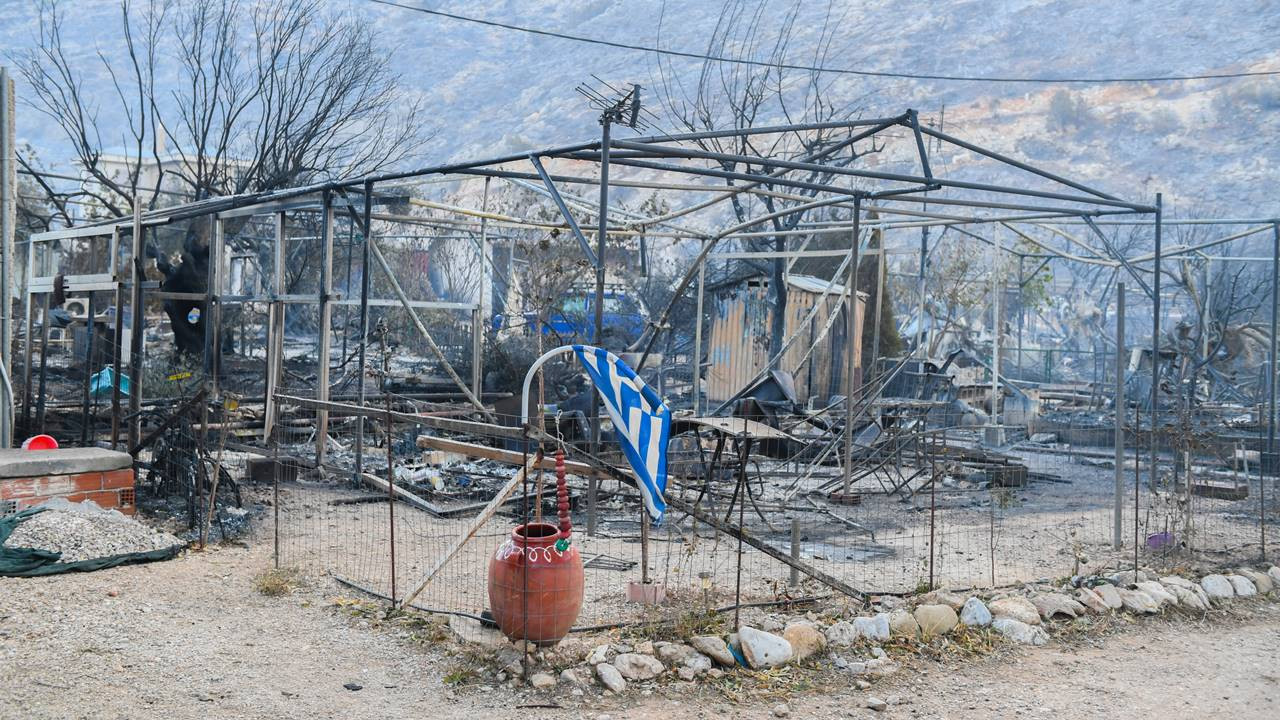 Yunanistan'da yangın bölgesinde 18 ceset
