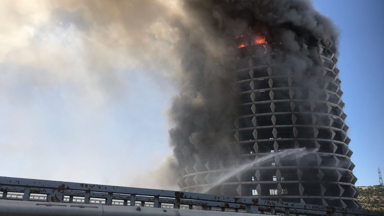 Gaziantep'te kullanılmayan otelde yangın