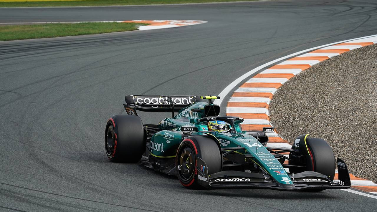 Formula 1'in yeni yarışı için nefesler tutuldu