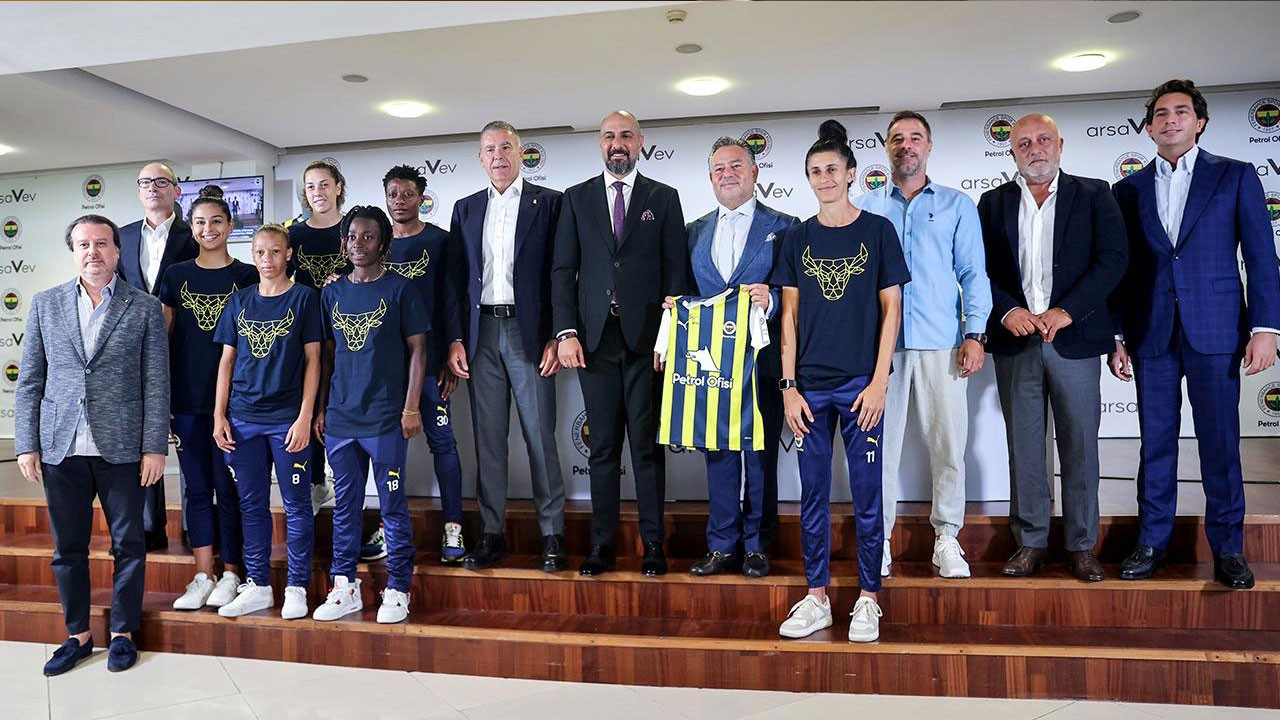 Fenerbahçe Kadın Futbol Takımı'na yeni sponsor