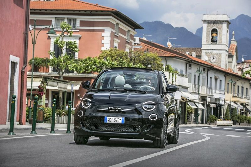 Fiat 500e, 3. kez ‘En İyi Elektrikli Küçük Otomobil’ seçildi - Sayfa 3