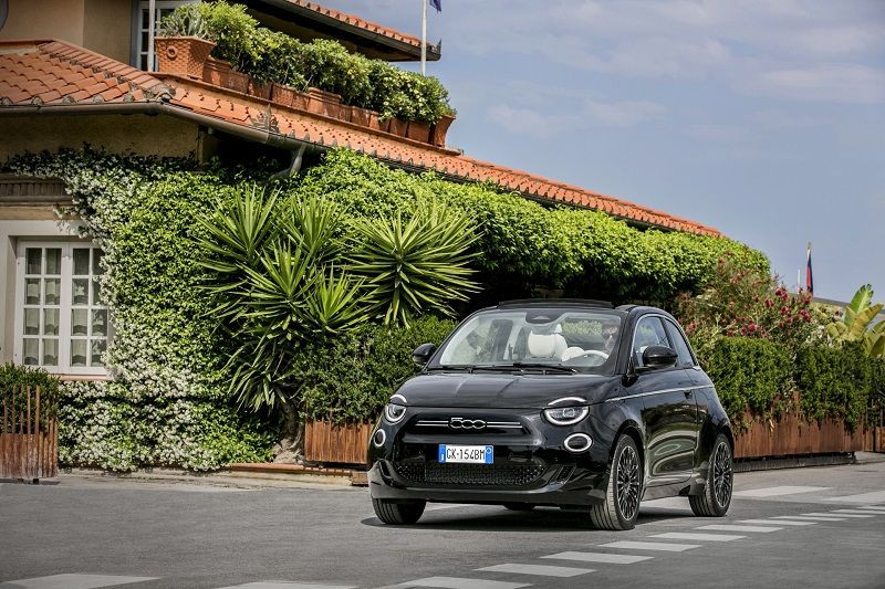 Fiat 500e, 3. kez ‘En İyi Elektrikli Küçük Otomobil’ seçildi - Sayfa 4