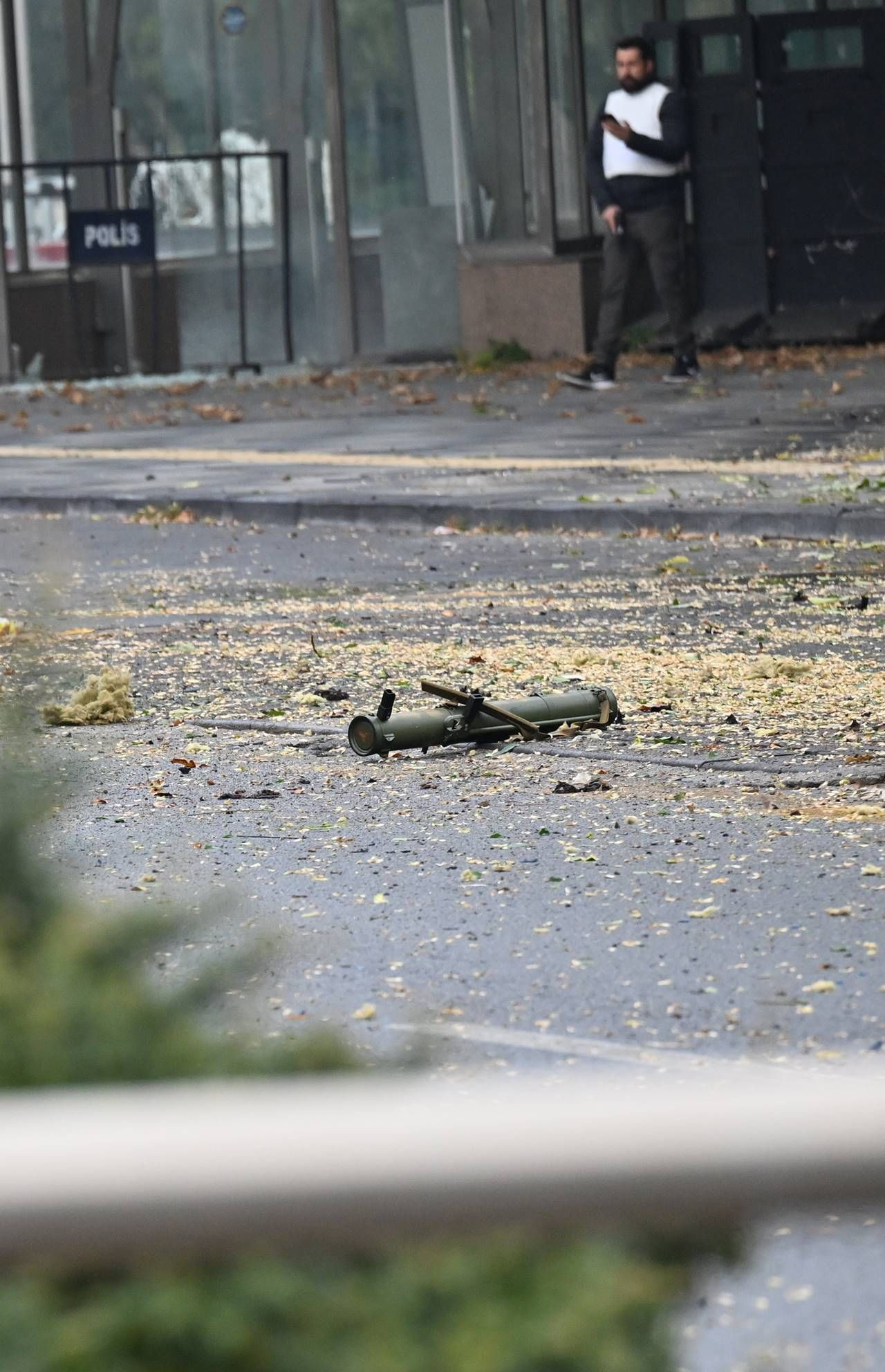 Ankara'daki terör saldırısında olay yerinden ilk görüntüler - Sayfa 3