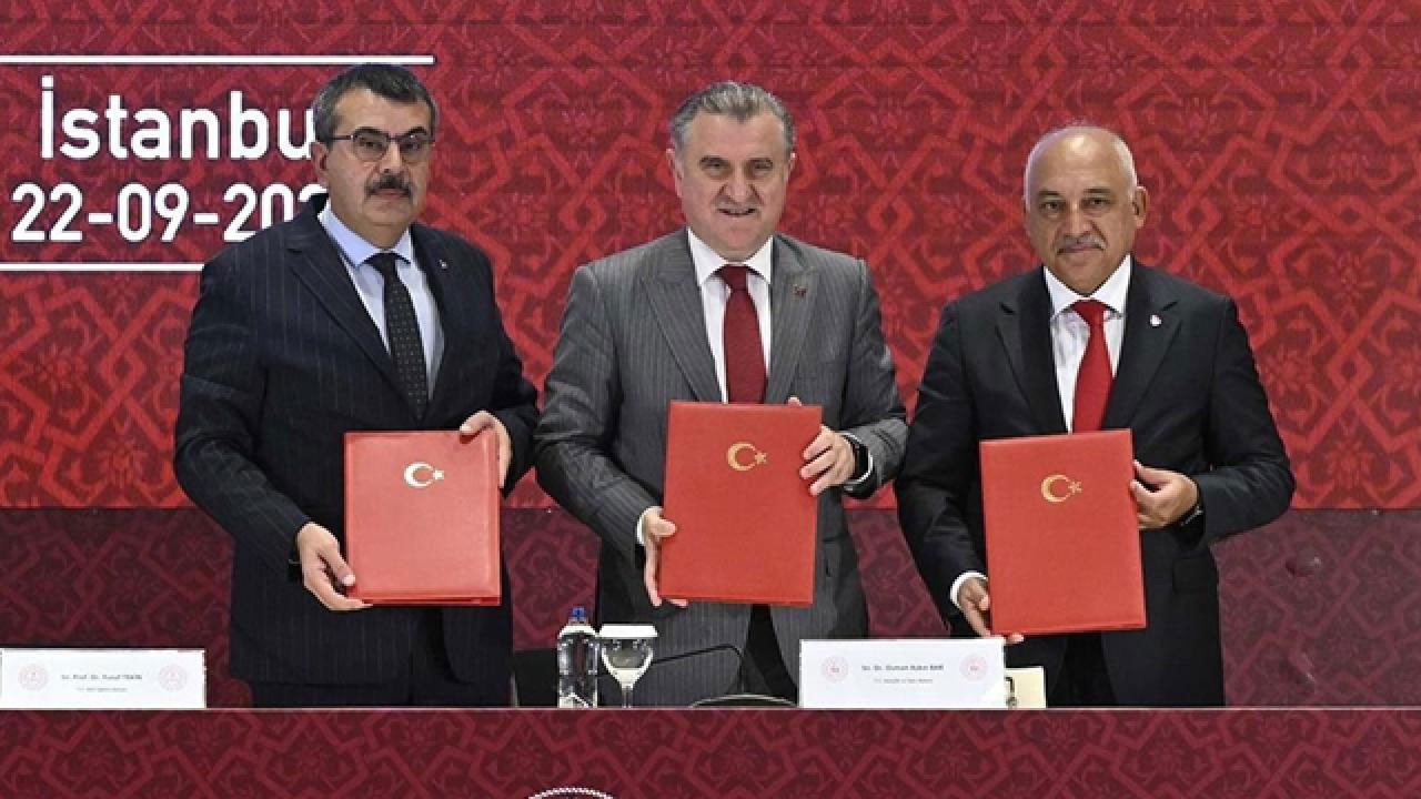 Futbol gelişim projesi işbirliği protokolü imzalandı