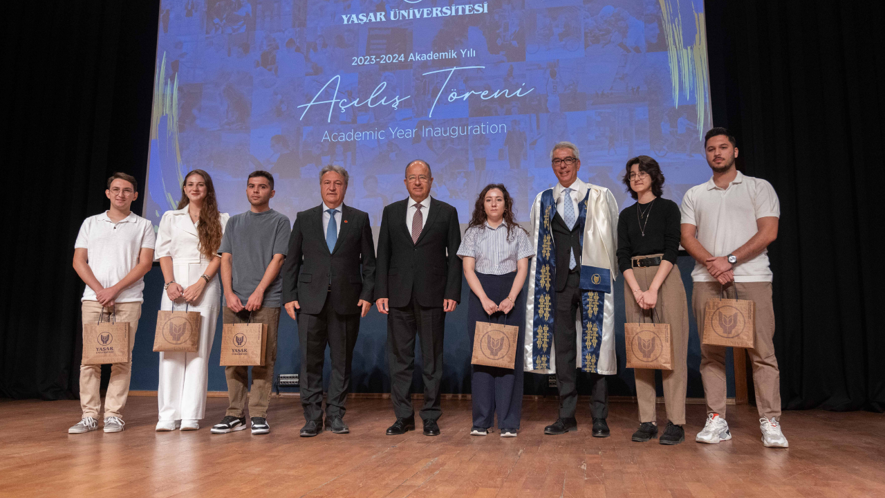 Yaşar Üniversitesi’nde yeni akademik yıl heyecanı