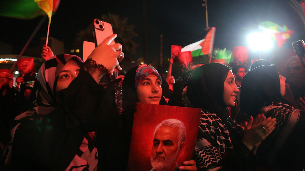 İran'dan Filistin'e destek gösterisi