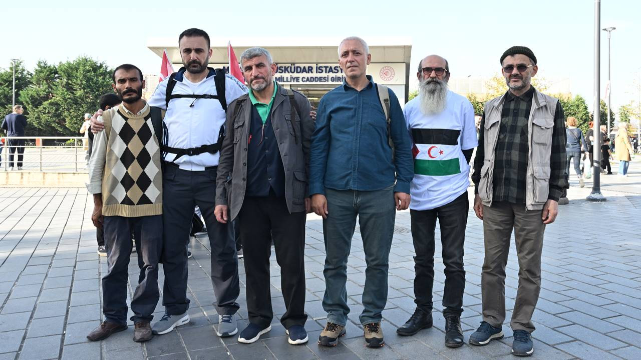 İstanbul'dan Gazze'ye yürüyüş başlattılar: 30 gün sonra oradayız