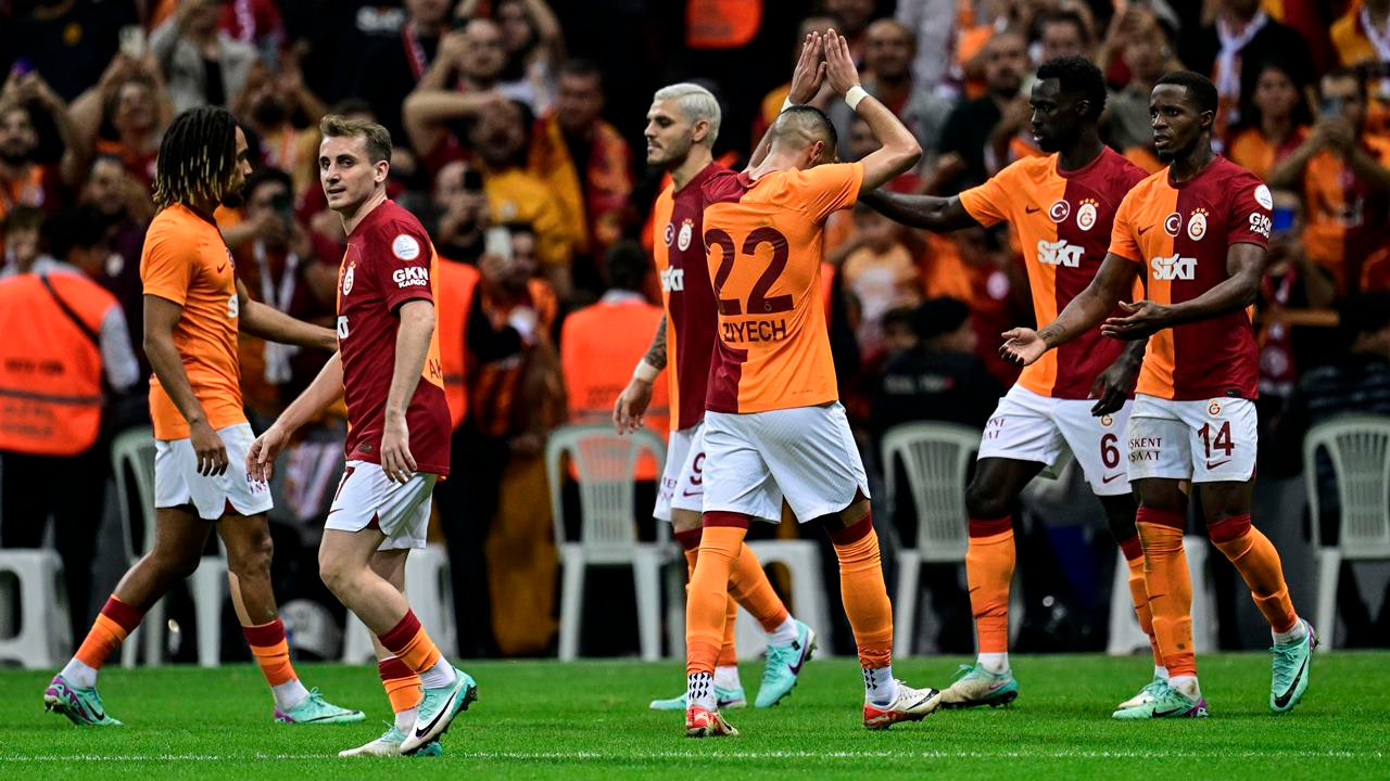 Galatasaray seriyi bozmadı, Kasımpaşa'yı 2-1'le geçti
