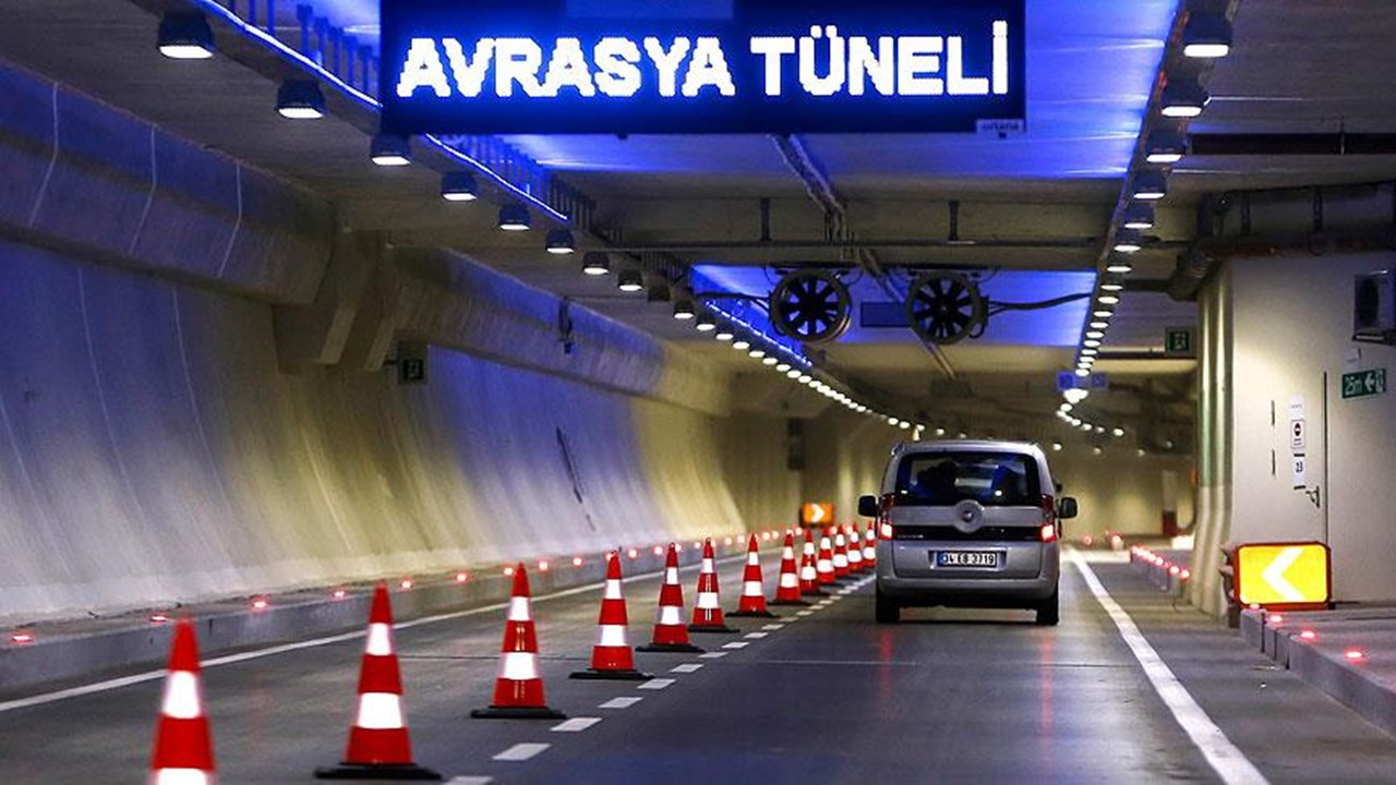 Bakan Uraloğlu: Avrasya Tüneli'nden geçişte rekor kırıldı