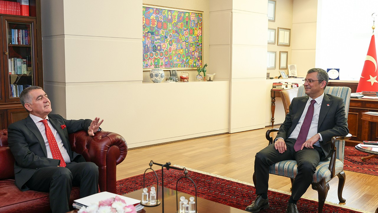 CHP Lideri Özgür Özel, TÜSİAD Başkanı ile görüştü