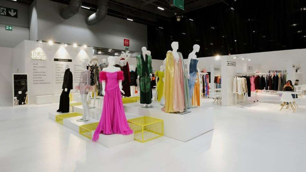 Türkiyenin önde gelen moda tasarımcıları, The Core Istanbul'da bir araya geliyor