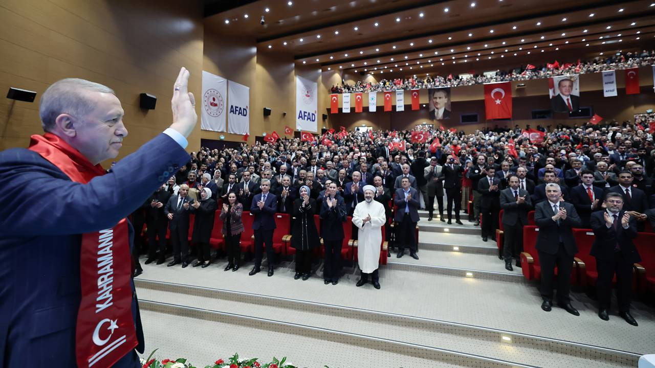 Erdoğan: Partisine bakmaksızın belediyelere bütçeden paylarını eksiksiz gönderiyoruz