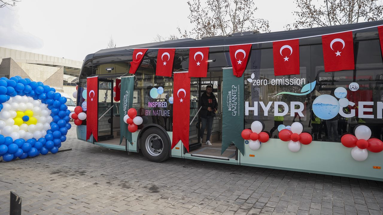 Karsan'ın hidrojenli e-ATA modeli otobüs Gaziantep'te denenecek