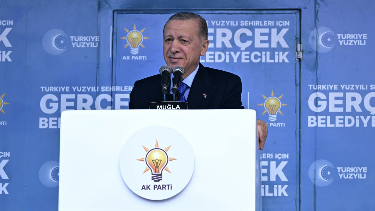 Erdoğan: Yeni kalkınma hamlesinin startını sizlerle sandıkta vereceğiz