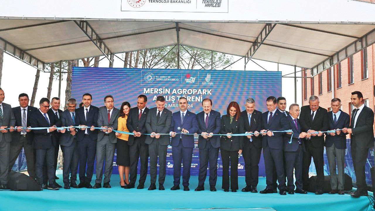 Türkiye’nin ilk tarım teknoparkı ‘Mersin Agropark’ açıldı