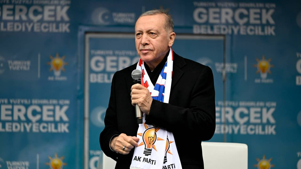 Son dakika... Erdoğan'dan emekliye mesaj: Sıkıntıların çözümü boynumuzun borcudur