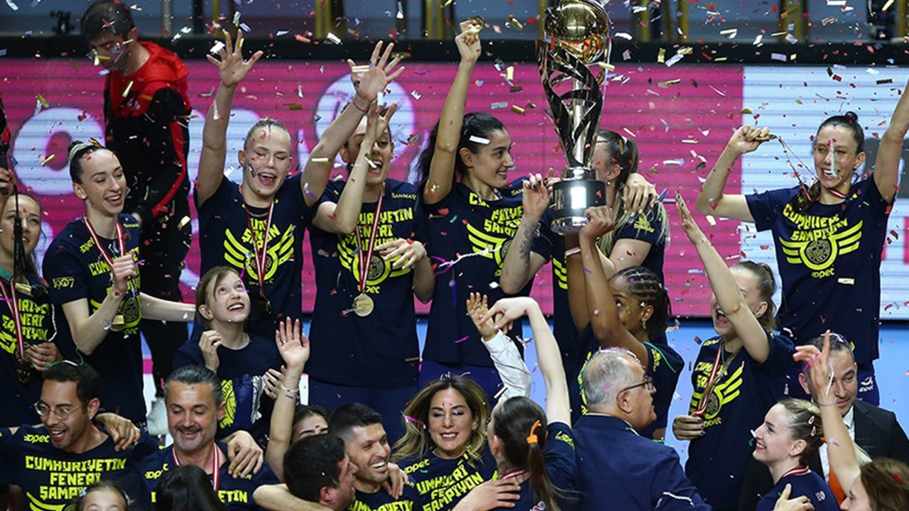 Son dakika gelişmesi...Fenerbahçe Opet şampiyon oldu