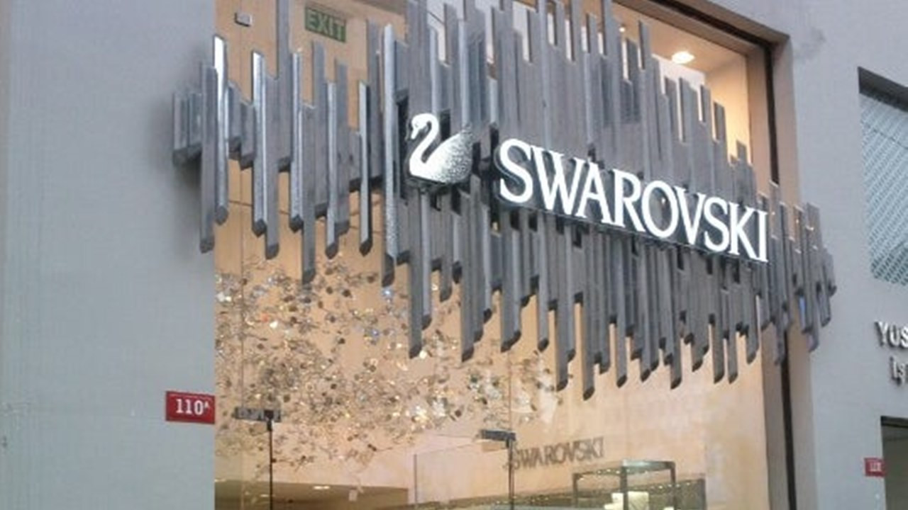 Swarovski Kristalleri’nde 2023 geliri 1.8 milyar euro