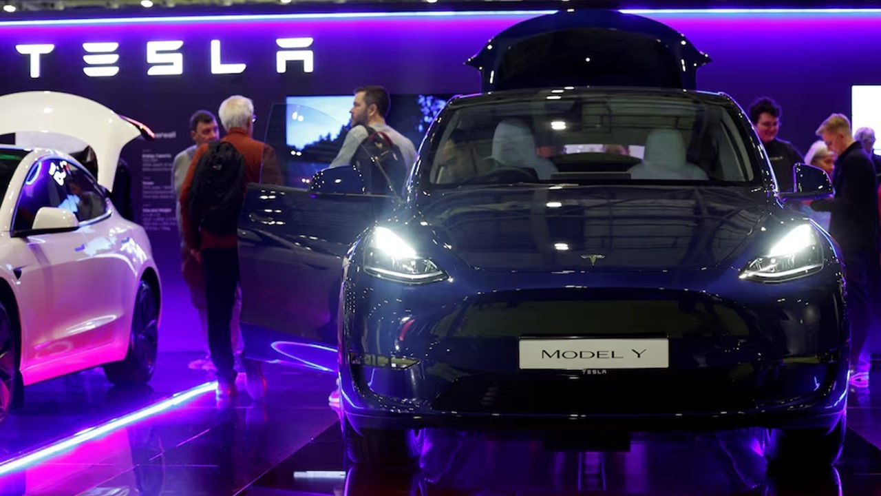 Tesla'dan zam kararı