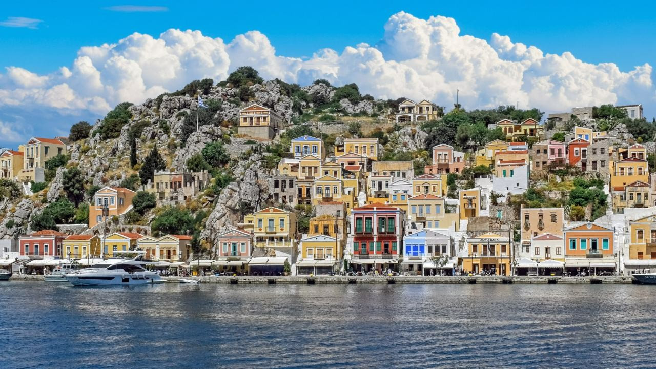 Yunanistan'a kapıda vize dönemi başladı: 7 günlük turist vizesiyle gidilecek 10 ada