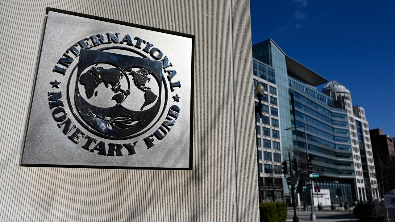IMF: Yaşanan ekonomik şoklar dünyayı etkiliyor