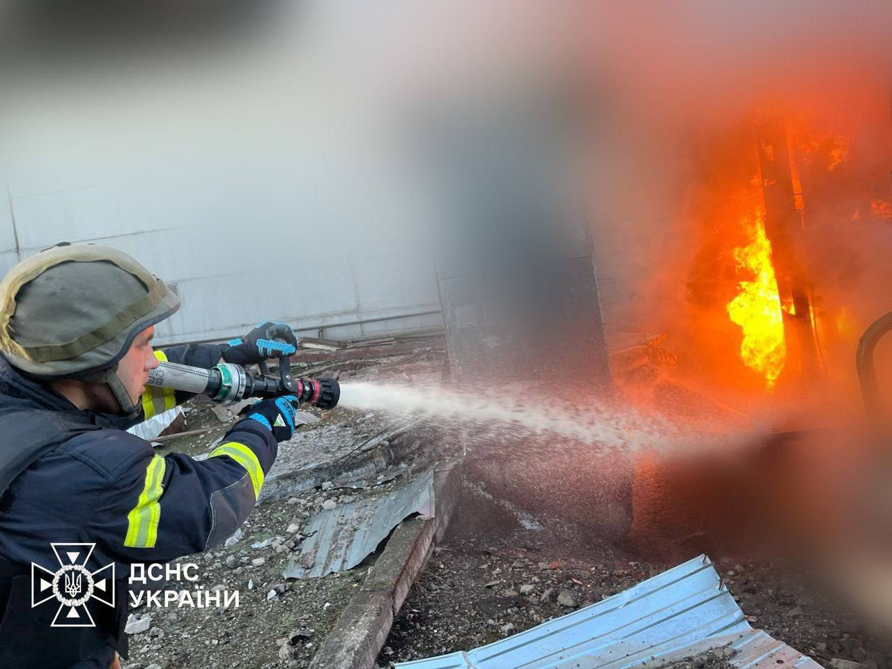 Ukrayna: Rusya, 5 bölgedeki enerji tesisini İHA ve füzelerle vurdu