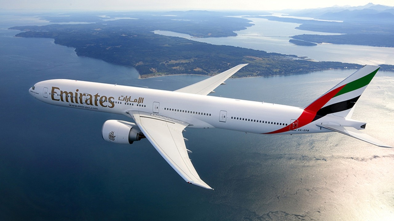 Dubai'yi sel vurdu: Emirates CEO'su özür diledi