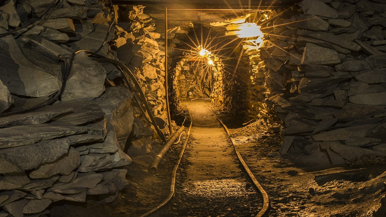 Ruhsatsız beş maden ocağı kapatıldı