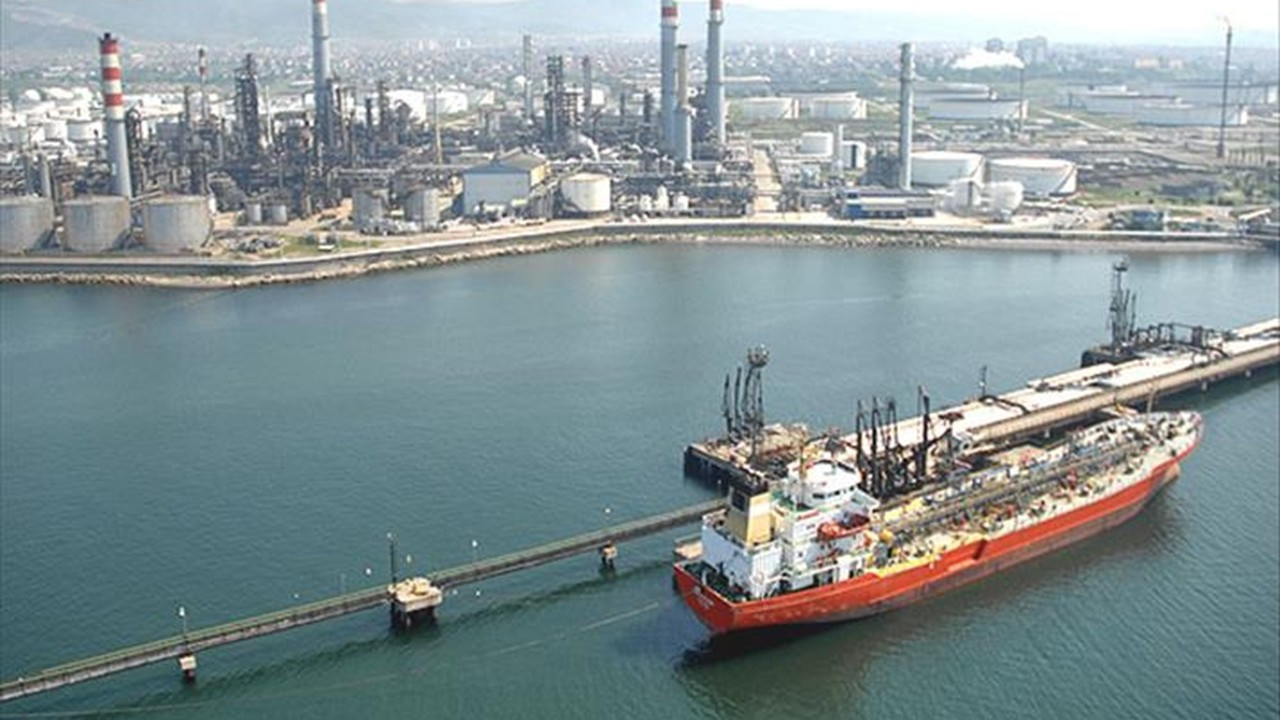 Benin, Nijer'in kendi limanından petrol ihracatına yasak getirdi