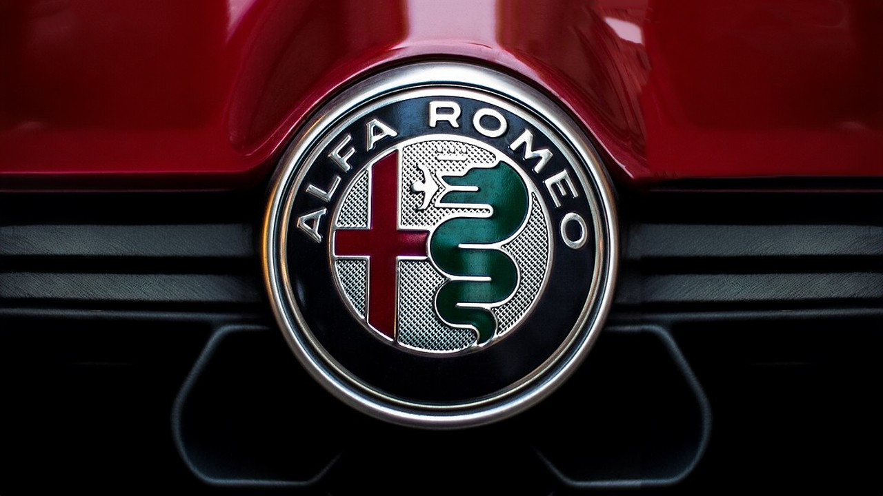 Alfa Romeo'nun özel serisi Türkiye'de satışa sunuldu
