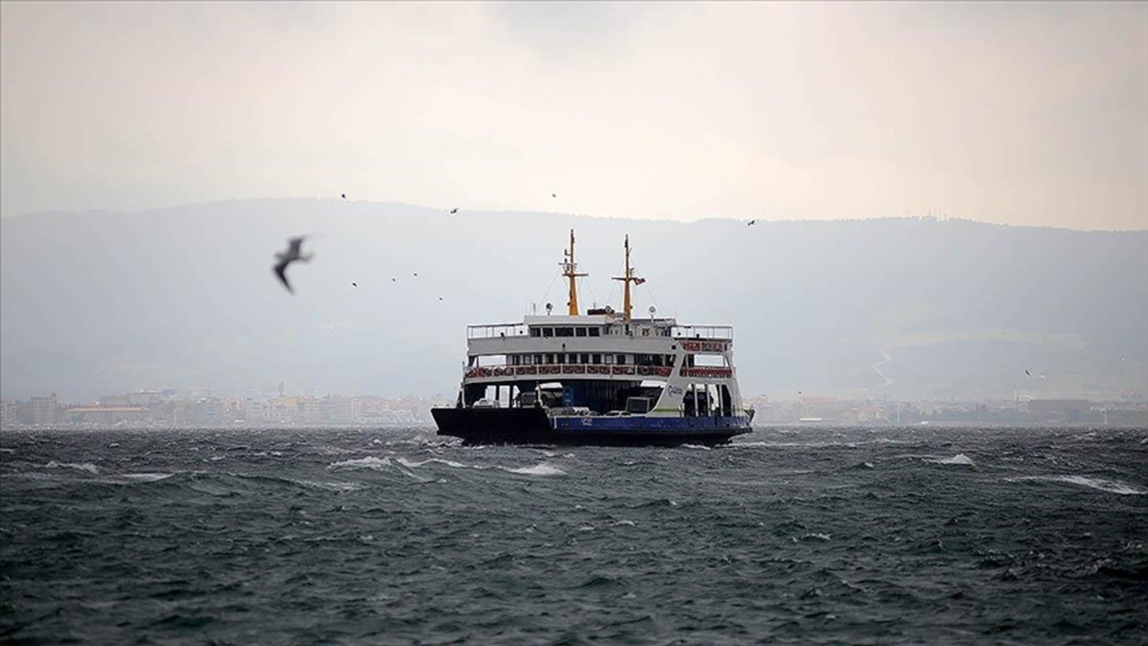 Kabatepe-Gökçeada feribot hattında yarınki iki sefer iptal edildi