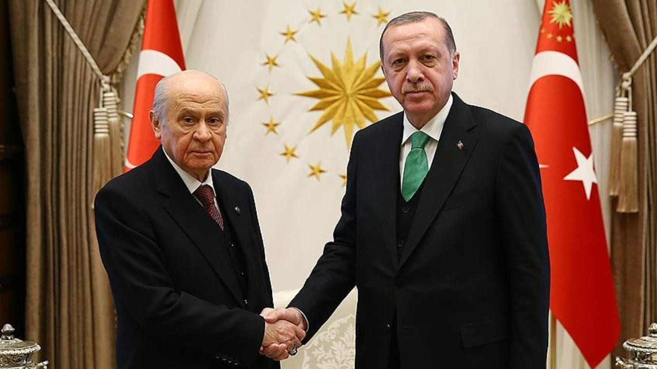 Erdoğan, Bahçeli'yle bir araya geldi
