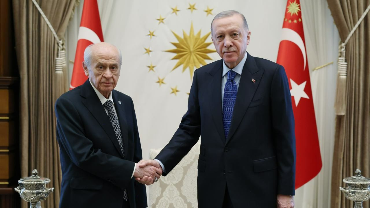 Erdoğan, Bahçeli'yle bir araya geldi