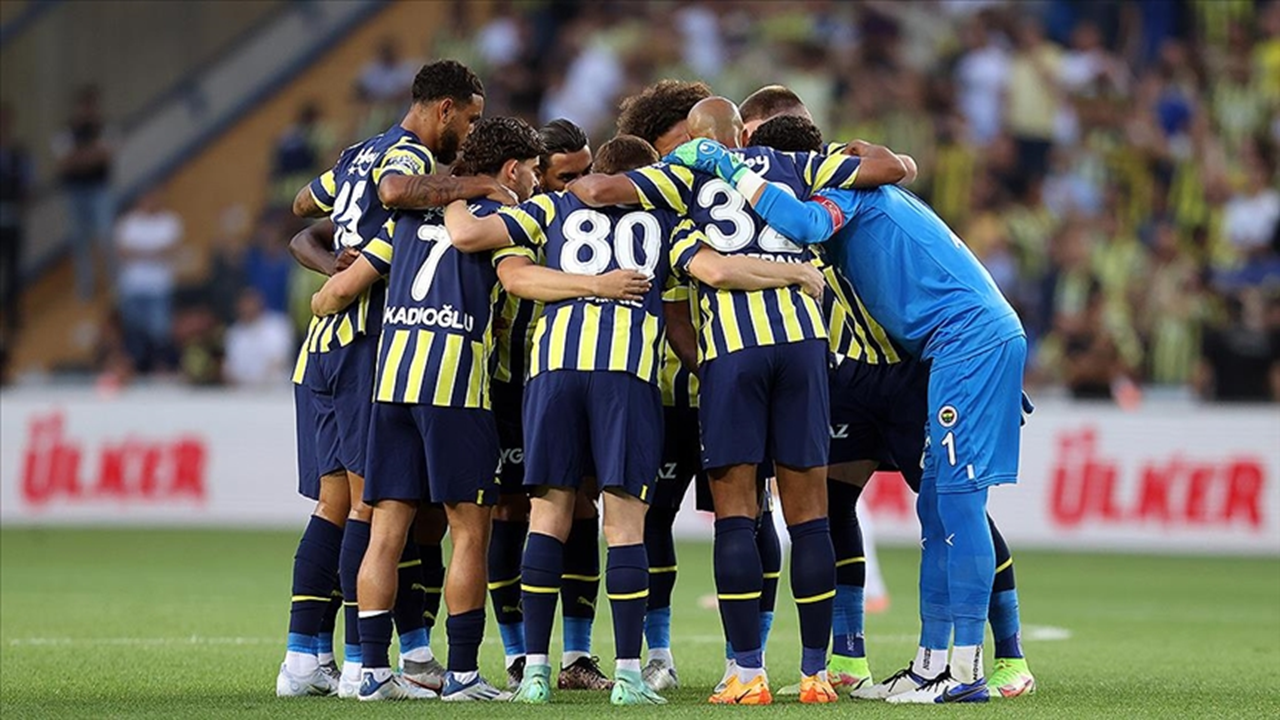 Fenerbahçe'nin Süper Lig'de yarın Kayserispor ile karşılaşacak