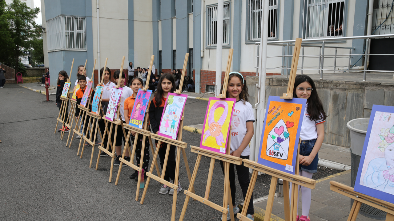 Diyarbakır'da 'LÖSEV İncileri Projesi' kapsamında etkinlik düzenlendi