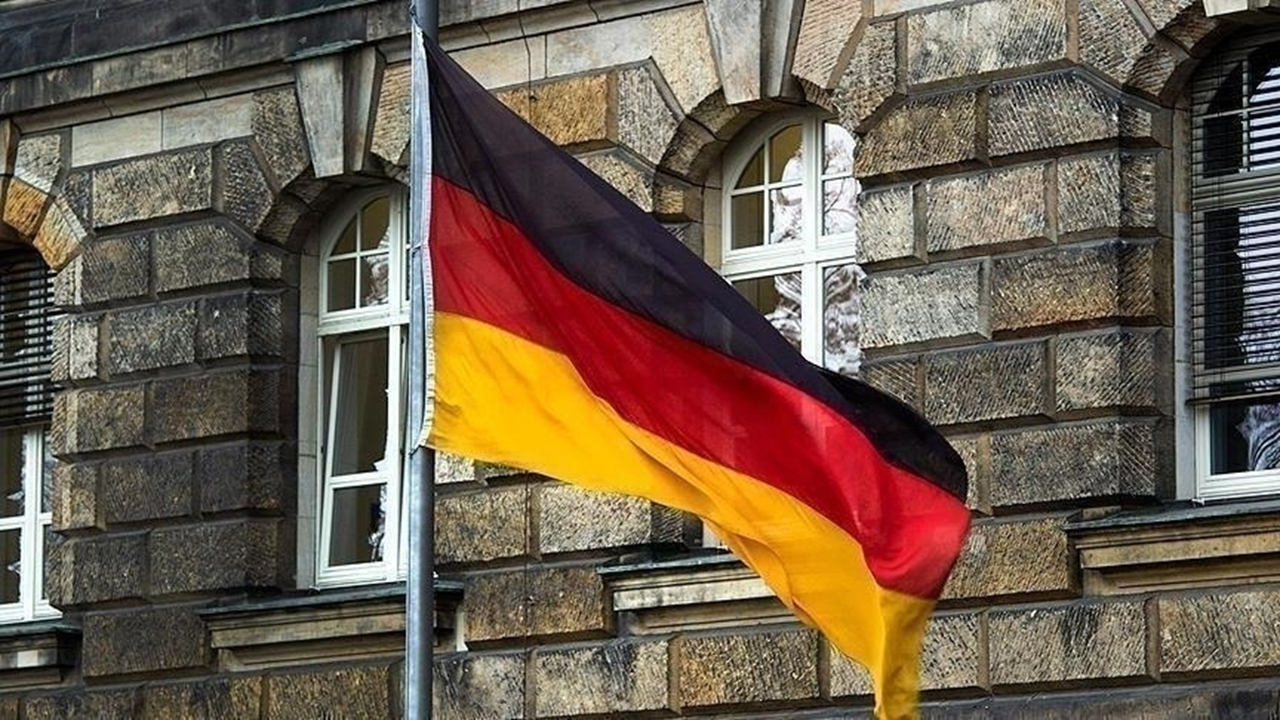 Almanya'da yatırımcı güveni 2 yılın en yüksek seviyesine çıktı