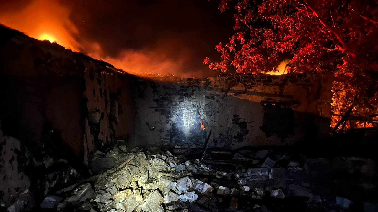 Burdur'da hasara neden olan yangınlar söndürüldü