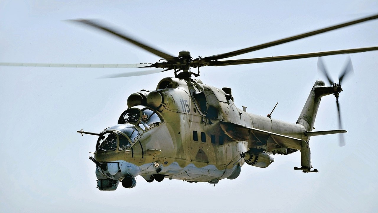 Afganistan'da helikopter kazası: 1 ölü 12 yaralı