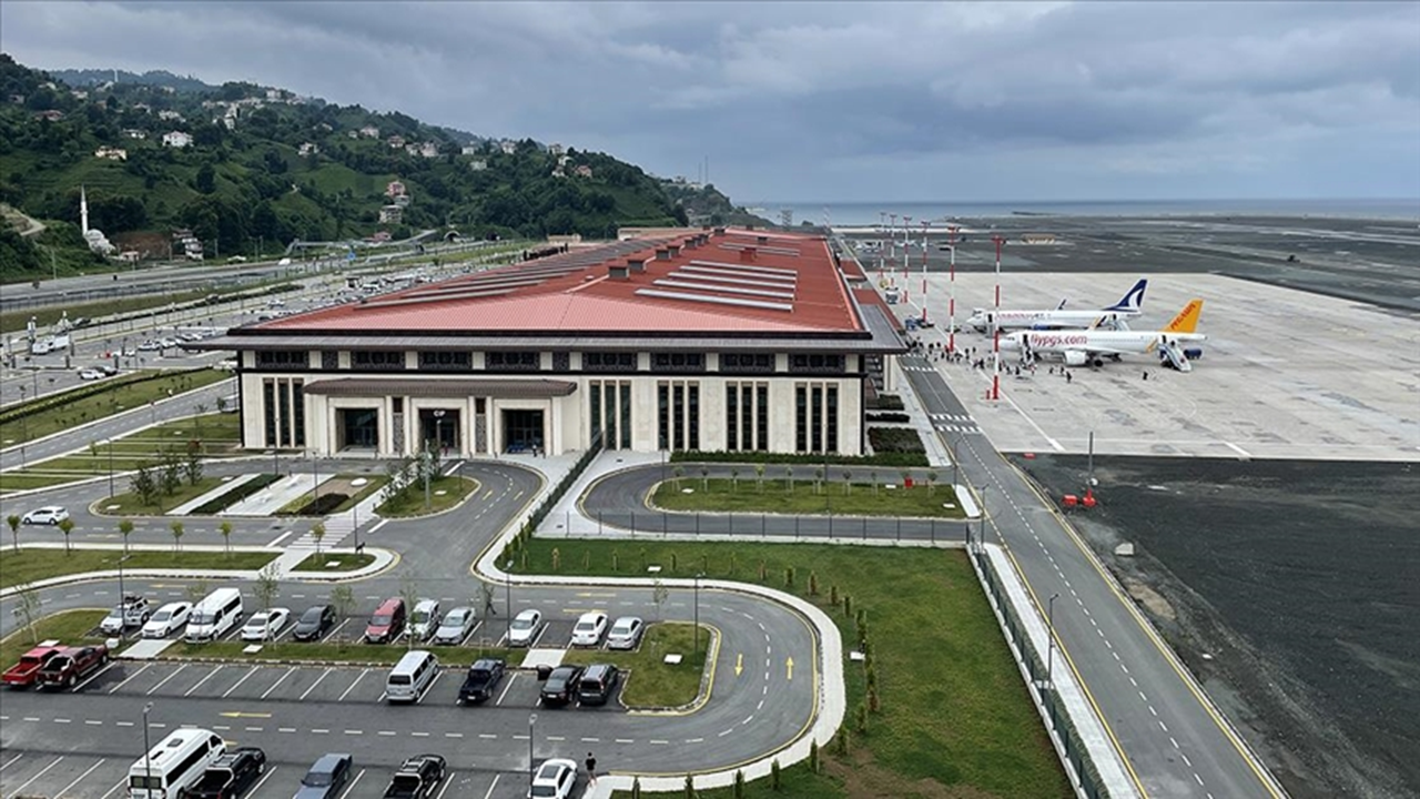 Rize-Artvin Havalimanı'nı 2 yılda yaklaşık 2 milyon yolcu kullandı