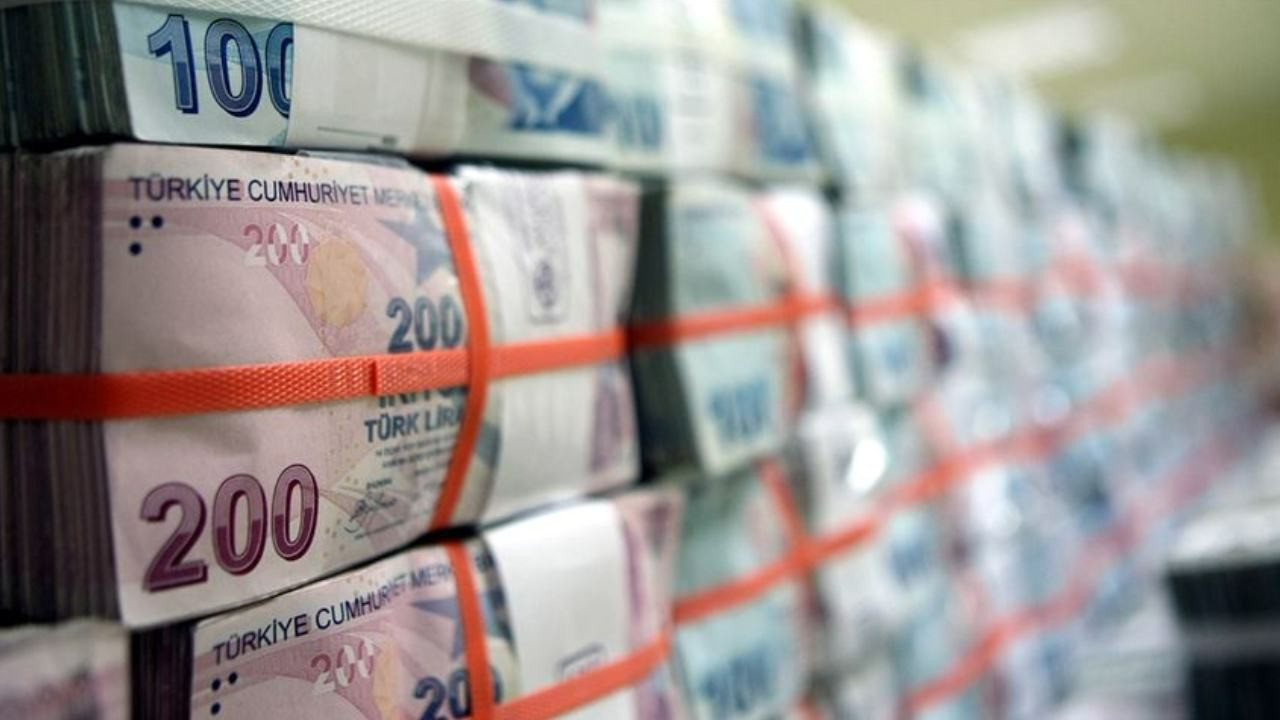 Bankacılık sektörünün kredi hacmi geçen hafta arttı