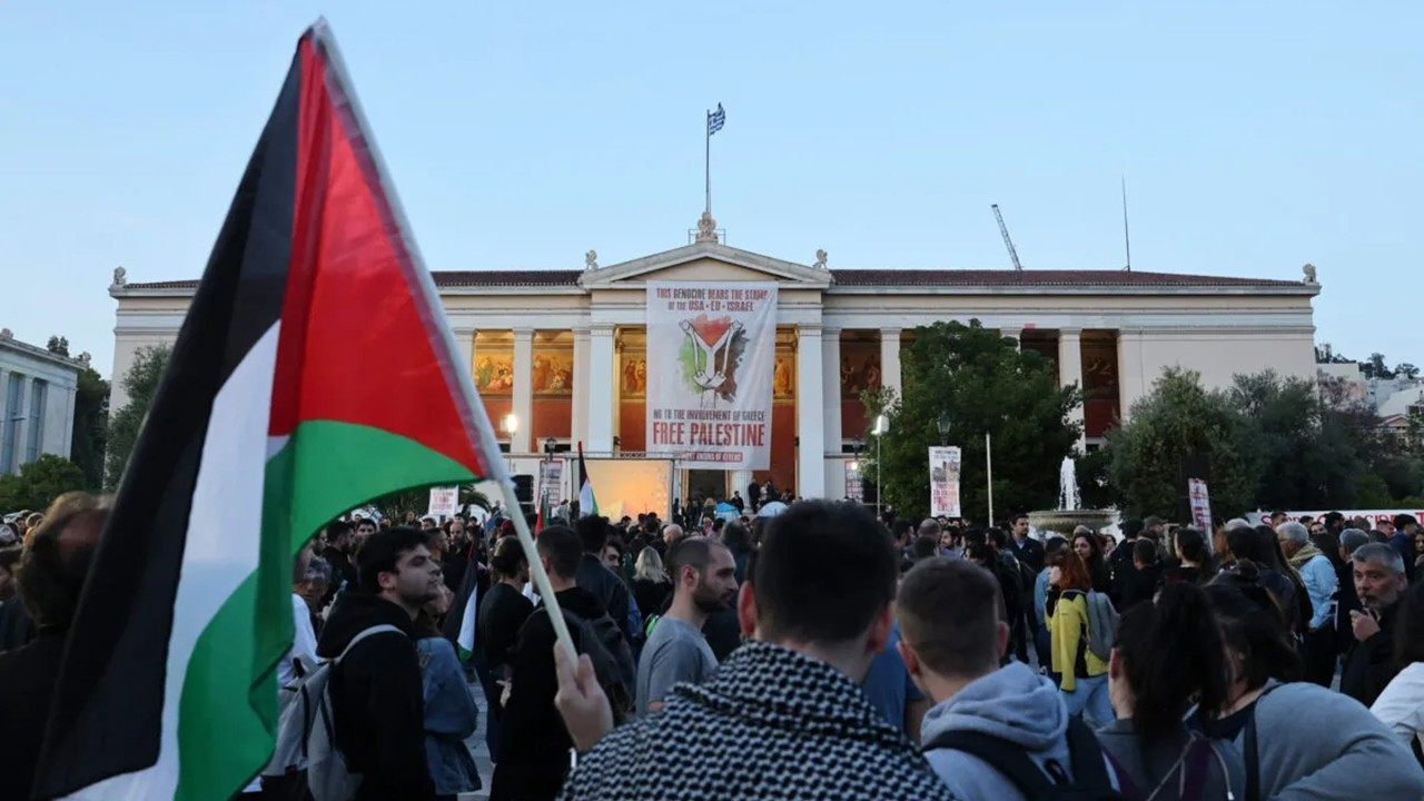 Yunanistan'dan dokuz 'Filistin'e destek' eylemcisini sınır dışı etme kararı