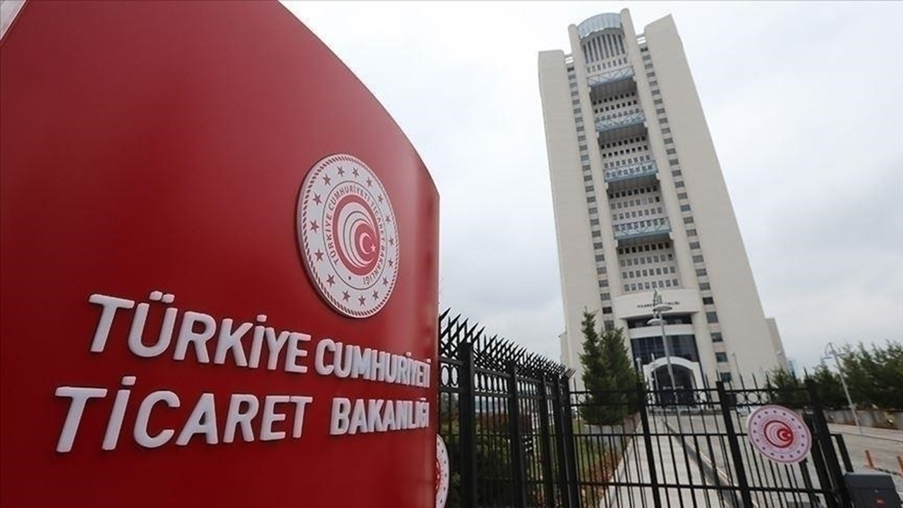 Ticaret Bakanlığı'ndan 465 firmaya dahilde işleme izin belgesi